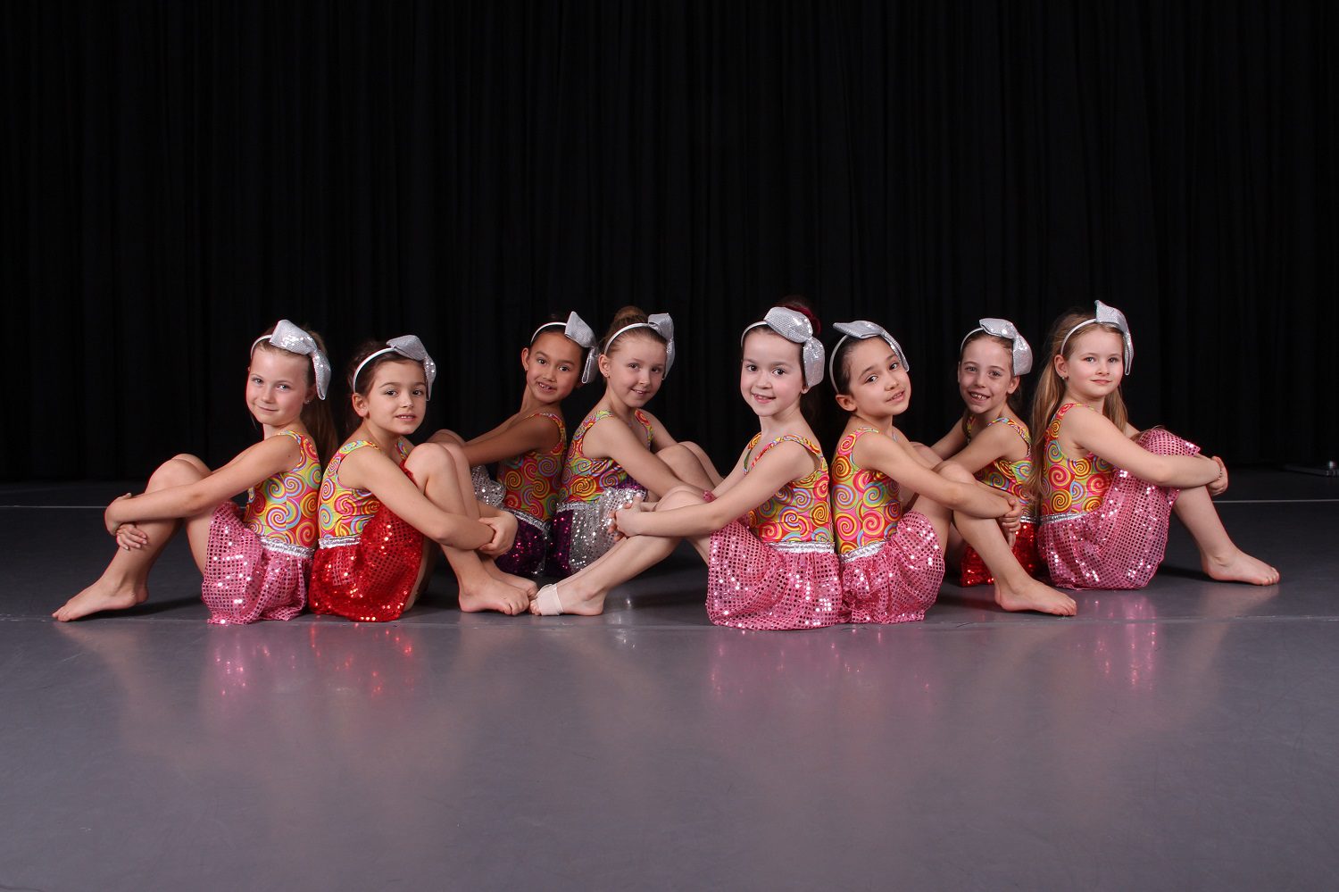 JuniorJazz01 Ballet Academy Luzern: Jazz & Modern Kids Group