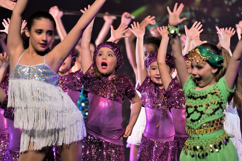 Jazz Tanz Kinder tanzen Jazz und Modern , Ballett Akademie Luzern