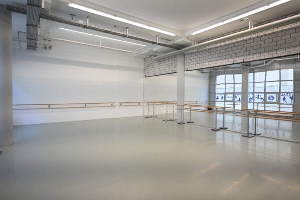 Ballett-Akademie-Luzern-Studio-Innenraum2 Ballett Akademie Luzern Studio Innenraum